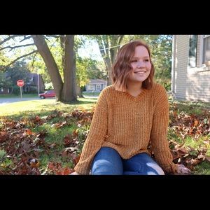 Meet your Posher, Courtney